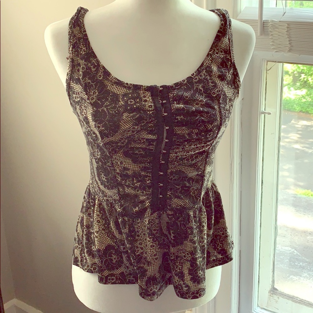 Fit and flare top!